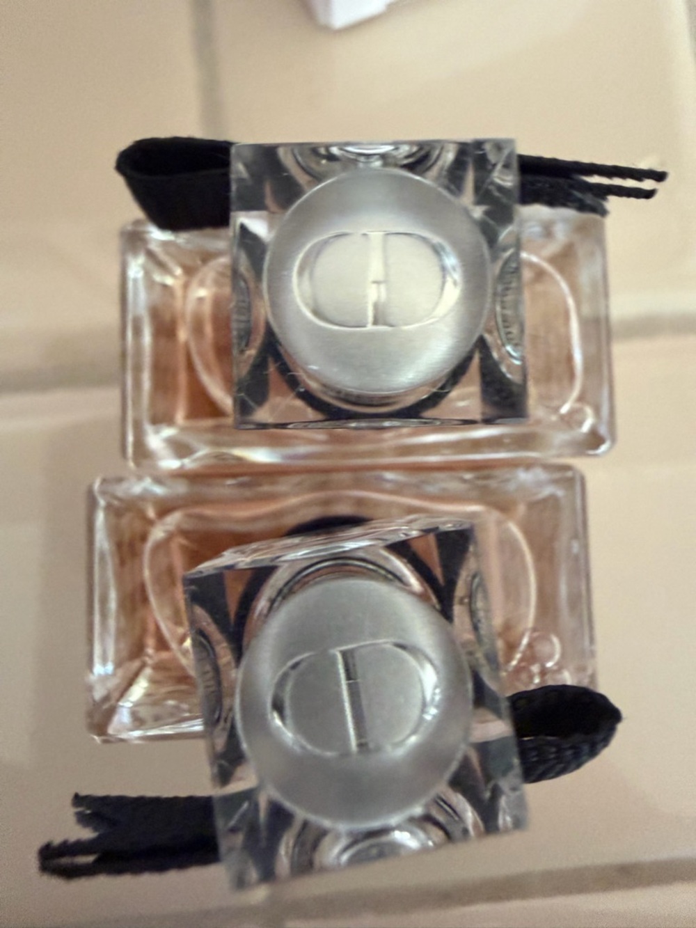 Miss Dior MINI Essence de Parfum DUO - Picture 3 of 7